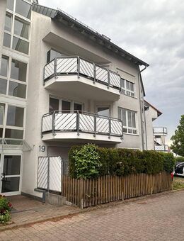 Vermiete 2,5-Zimmer-Wohnung mit Balkon in familienfreundlicher Lage - Sachsenheim