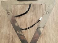 Kennzeichenhalter aus Edelstahl mit Kennzeichenbeleuchtung und Rückstrahler für Suzuki GSX-R 1000 (03 – 04), Stecker für Kennzeichenbeleuchtung passend für Suzuki GSX-R 1000, Versand gegen Aufpreis möglich, 55. € - Unterleinleiter