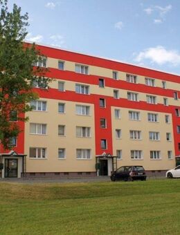 gemütliche 3-Raum-Wohnung mit modernsanierten Bad - Plauen