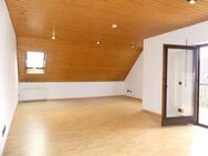 Große zentrumsnahe 3-Zimmer Dachgeschosswohnung mit Balkon, Verfügbar ab sofort! - Ludwigsburg