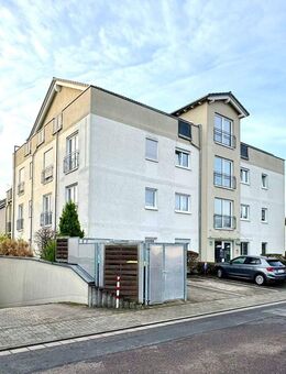 Hermann Immobilien: Moderne 2-Zi.-Wohnung mit Balkon und Tiefgaragenstellplatz in Maintal-Dörnigheim - Maintal