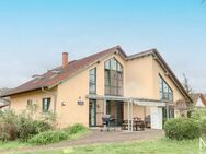 +++ RESERVIERT +++ MG - Großzügiges Einfamilienhaus mit Einliegerwohung und tollem Garten direkt am Waldrand - Niederstaufenbach
