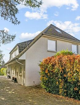 Streichen und einziehen! Top gepflegte Doppelhaushälfte mit wunderschönem Garten - Hamburg-Volksdorf - Hamburg