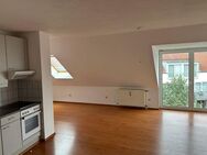 Modernisierte 2-Zimmer-Wohnung mit Einbauküche am Hageberg - Wolfsburg