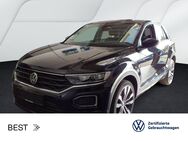 VW T-Roc, 1.5 TSI R-LINE DIGITAL 19ZOLL, Jahr 2020 - Mühlheim (Main)