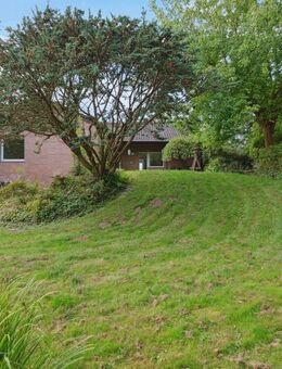 Einfamilienhaus mit Einliegerwohnung in Top-Lage von Wachtberg - Wachtberg