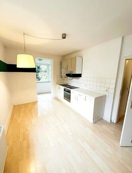 Gemütliche 2-Zimmer-Wohnung mit Loggia in Wuppertal-Elberfeld. - Wuppertal