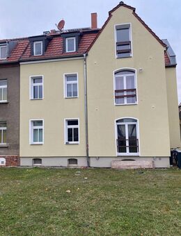 Charmante 3-Zimmer-Dachgeschosswohnung mit ausgebauten Dachboden - Leipzig
