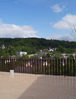 Ihr neues zu Hause- zentrale Lage und wunderschöner Ausblick über Westerburg - Westerburg