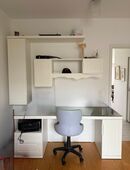 Schreibtisch mit Schränken in 69115