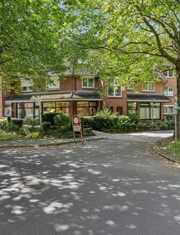 Seltene Gelegenheit - sehr gut gelegene 2-Zimmer-Dachgeschosswohnung mit großer Loggia in Ellerau - Ellerau