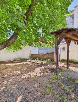 Gepfl. Wohnung mit Balkon und großem Garten - Mannheim