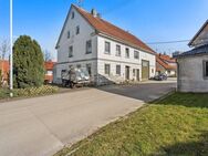 Riesen Grundstück mit sanierungsbedürftigem Haus in historischer Umgebung - Lauterach