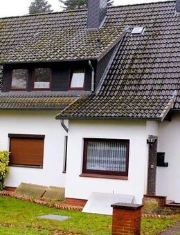 Teilrenoviertes Ein- oder Zweifamilienhaus auf großem Grundstück - auch als Anlageobjekt geeignet - Ahausen