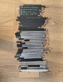 Bleistiftset - unter anderem Faber Castell in unterschiedlichen Stärken - Berlin