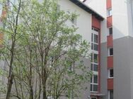 Blick auf den Regensburger Dom! Zentrumsnahe 3 - Zimmer Dachgeschoss Wohnung in modernisierter Wohnanlage! - Regensburg