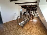 Neu renovierte Dachgeschoss Wohnung zentral in Völklingen - Völklingen