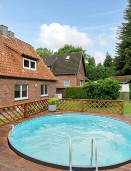 Energieeffizientes Wohnen in Tötensen - Einfamilienhaus auf großem Grundstück mit Außenpool - Rosengarten (Niedersachsen)