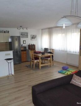 SR: Top gepflegte Wohnung mit TG-Stellplatz - Straubing