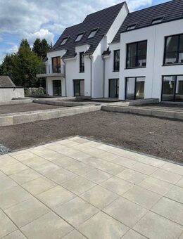 Isernhagen-Süd: 2-Zimmer-Wohnung mit Neubau mit Fußbodenheizung und Garten - Hannover