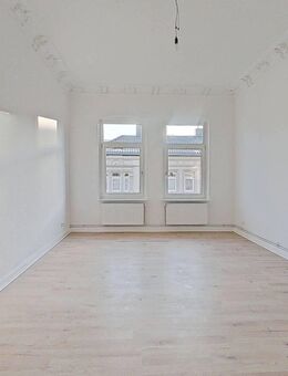 FAMILIENTRAUM in Braunschweig: Weitläufige 6-Zimmer-Altbauwohnung mit Tageslichtbad - Braunschweig