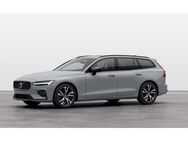 Volvo V60, Kombi Plus Dark B4 Mild-Hybrid Benzin EU6d, Jahr 2024 - Wuppertal