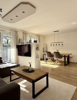 Attraktive 3-Zimmer-Eigentumswohnung mit Terrasse, Garten und KFZ-Stellplätzen - Hirschaid