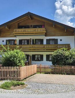 Hochwertige, voll möblierte 2-Zi.-Wohnung im Herzen von Schönau am Königssee... - Schönau (Königssee)