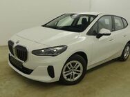 BMW 218, d Active Tourer, Jahr 2023 - Paderborn