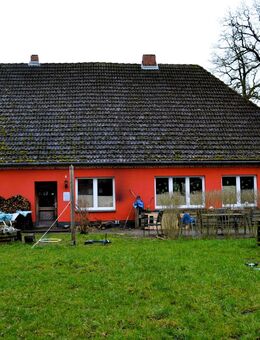 R E S E R V I E R T - Haus für Menschen mit großem Platzbedarf - Grebs-Niendorf