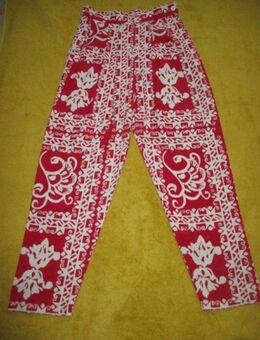 NEU * Edel * Original 1980er VINTAGE * Phantasie- Print  * DESIGNER * Leinen * High Waist * Bundfaltenhose * Karotten * Hose * Gr. 34- 36/ XS * rot * natur- weiß * - Riedlingen