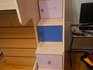 Hochbett aus Holz- Maßanfertigung mit Treppe & Stauraum - Plattling