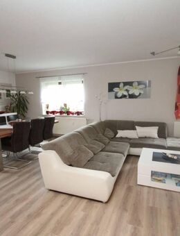 Maisonette-Wohnung - 4-Raum - Balkon - 2 Bäder - Carport - Wohntraum in Annaberg-Buchholz! - Annaberg-Buchholz