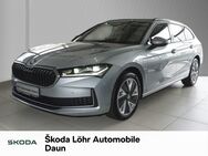 Skoda Superb, 2.0 TDI Combi, Jahr 2022 - Daun