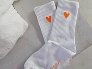 Getragene Socken und Unterwäsche - Kleve (Nordrhein-Westfalen)