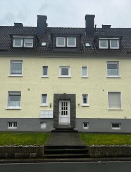 Solide 3-Zimmer-Wohnung zum kleinen Preis - mit zusätzlichem Investmentpotenzial! - Wenden