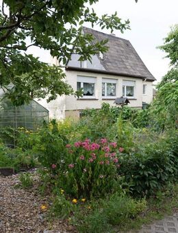 Haus mit Einliegerwohnung voll unterkellert in Wesendorf - Wesendorf