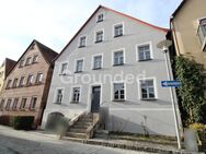 Mehrfamilienhaus mit viel Potenzial im Herzen von Schwabach - Schwabach