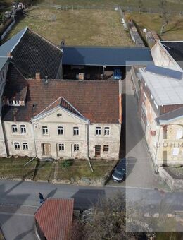 Sanierter Wohnraum + Projekt zum Anpacken - auf über 3.000?m2 Grundstück - Krölpa