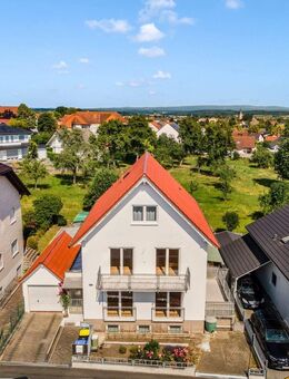 Freistehendes Einfamilienhaus mit Garten und Garage in bester Wohnlage von Lich Kernstadt - Lich