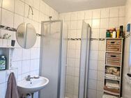 Gemütliches Einfamilienhaus mit großer Dachterrasse auf der Garage, Garten + Gartenhäuschen - Emden