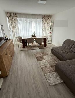 Kaufen und einziehen! Schöne Wohnung mit Balkon im 7 FH - Mannheim