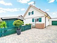 Stilvolles Einfamilienhaus in Peiting: Wohnkomfort vereint mit Gartenidylle - Peiting