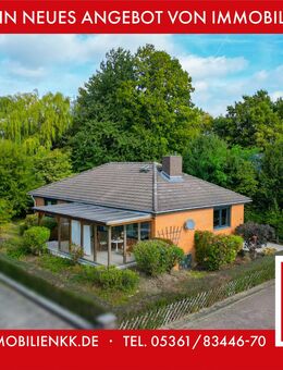 Ein Zuhause mit Wohlfühlfaktor - Bungalow mit großem Garten und Kamin in Königslutter - Königslutter (Elm)