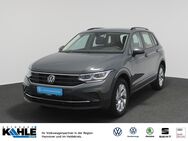 VW Tiguan, 2.0 TDI Life, Jahr 2022 - Hannover