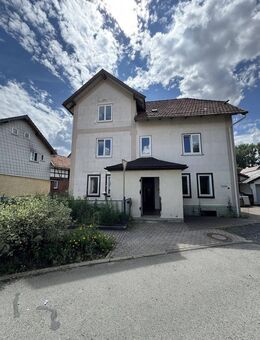 Ländlicher Charme trifft auf großes Potenzial - Bauernhaus mit Scheune und Garten - Kaltennordheim