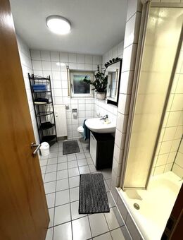 Gepflegtes Appartement mit Einbauküche und Kfz-Stellplatz in St. Ingbert-Süd zu vermieten! - Sankt Ingbert