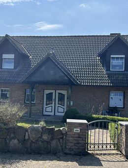 Schönes Einfamilienhaus mit riesigem Grundstück - Osterrade