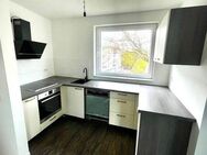 Wohnen in Stadtfeld, große helle 3-Raum-Wohnung mit Abstellraum & Einbauküche . - Magdeburg