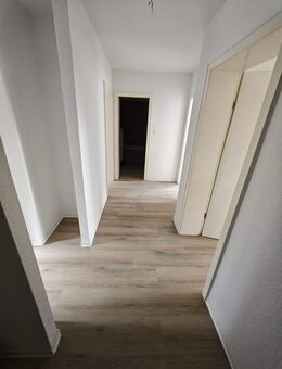 **sanierte 3-Zimmer-Wohnung mit Balkon** - Clausthal-Zellerfeld